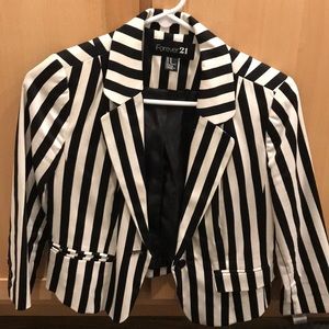 Black & White striped cropped blazer